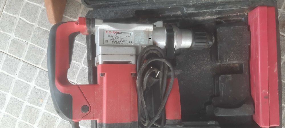 Martelo perfurador 1100w como novo