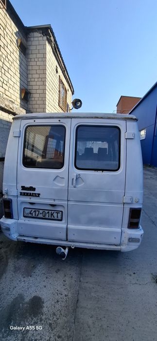 Продам  Рено Трафик