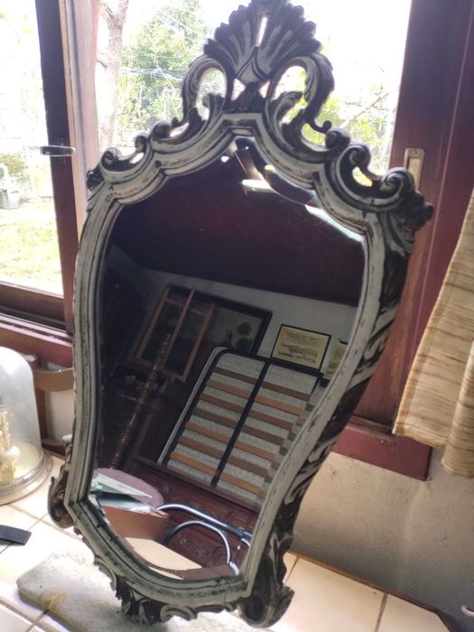 Espelho Antigo de Madeira