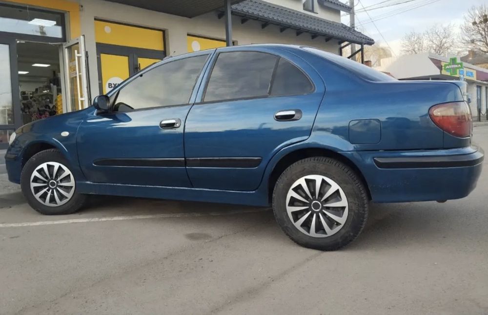 Продам Альмеру газ бензин