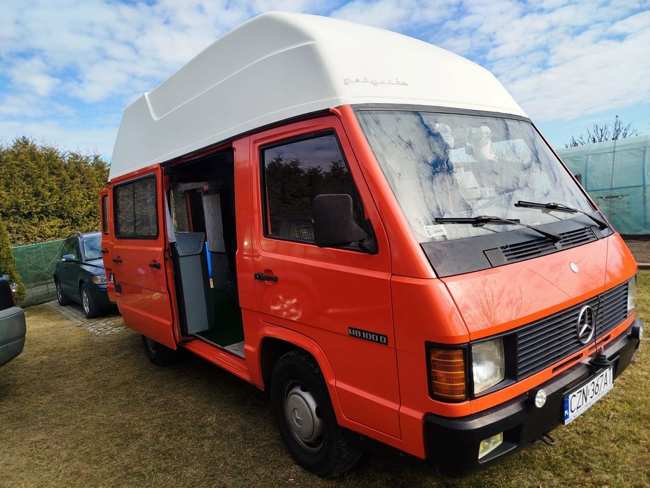 Kamper Mercedes Benz MB100 (1990) Gotowy do jazdy!