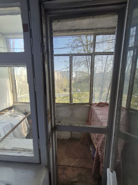 ШУМЕНСКИЙ, 2  Комнт.кв. 4/5.  Цена 13300 $