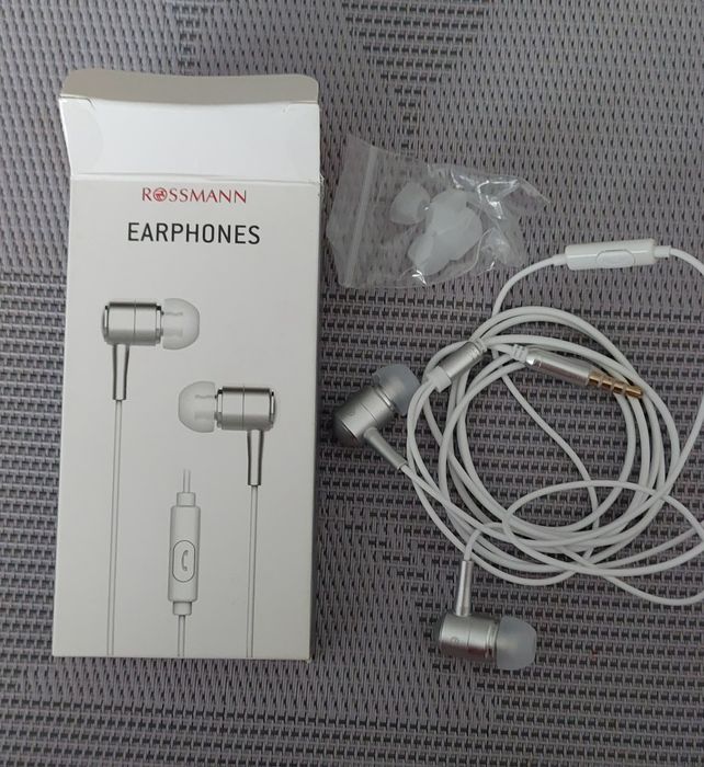 Słuchawki earphones