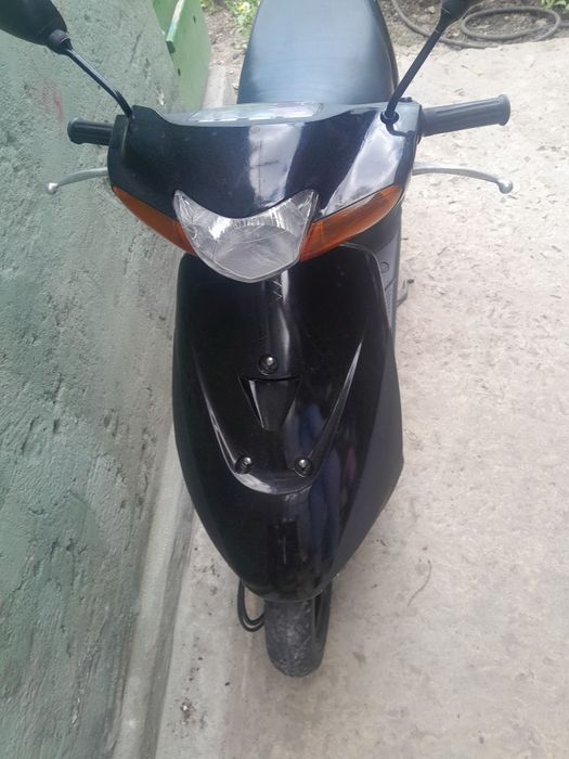 Скутер Suzuki Let's II