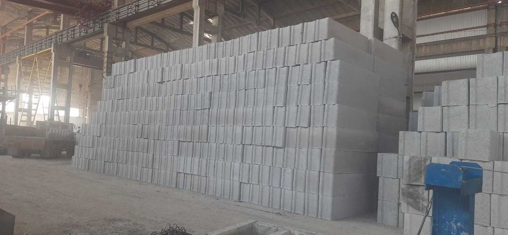 фундаментні блоки та інші залізобетонні вироби