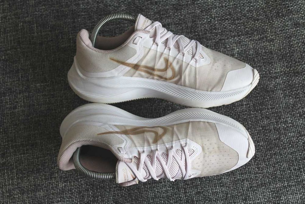 Кросівки Nike Zoom Winflo 8 Light Violet Оригінал 40р