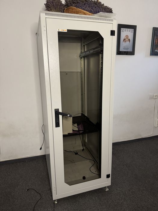 Серверна шафа напольна 30U