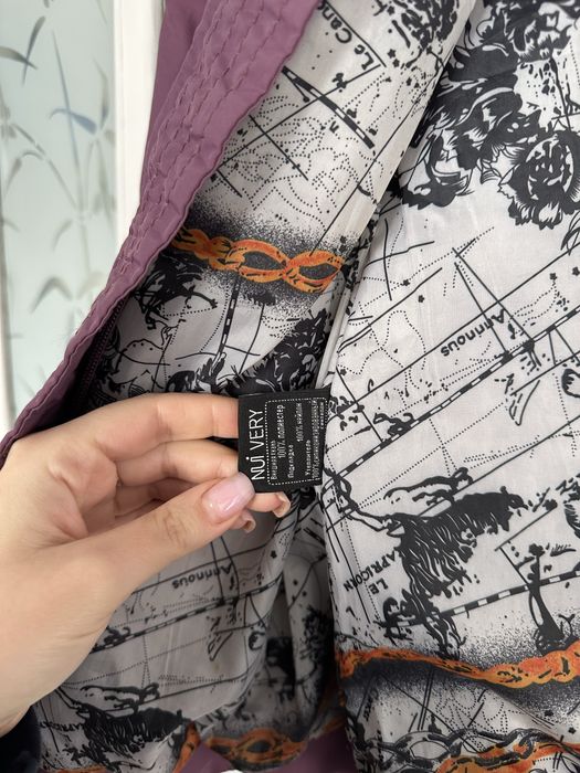 Женская куртка тонкая