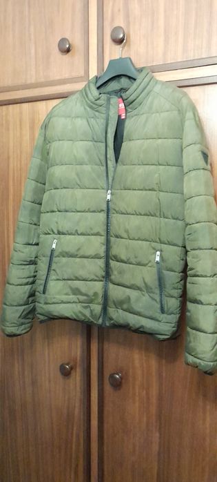 Casaco Kispo da Guess novo