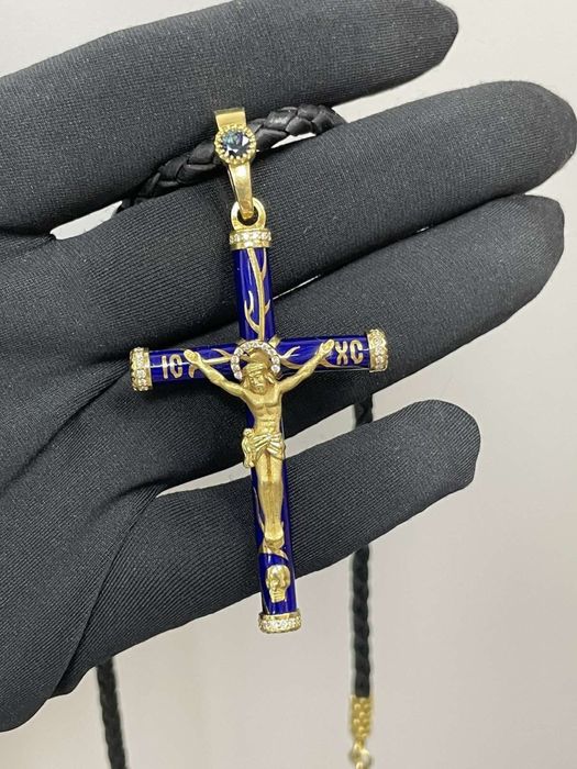 Золотой крест , эмаль , бриллианты , сапфиры.