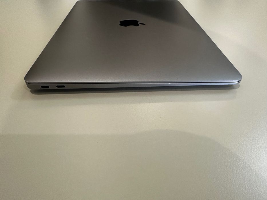 Apple MacBook Air M1 16ГБ/256ГБ