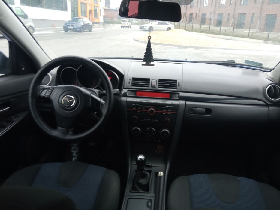 Mazda 3  1.6 i 2004