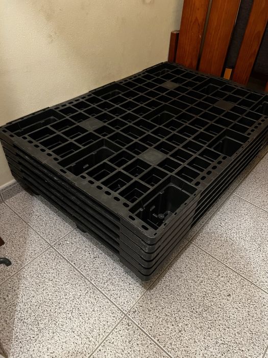Pallets plasticos  1,20x0,80