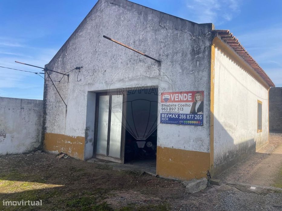 Garagem  para venda — Nossa Senhora Da Vila, Nossa Senhora Do Bispo E Silveiras, Évora
