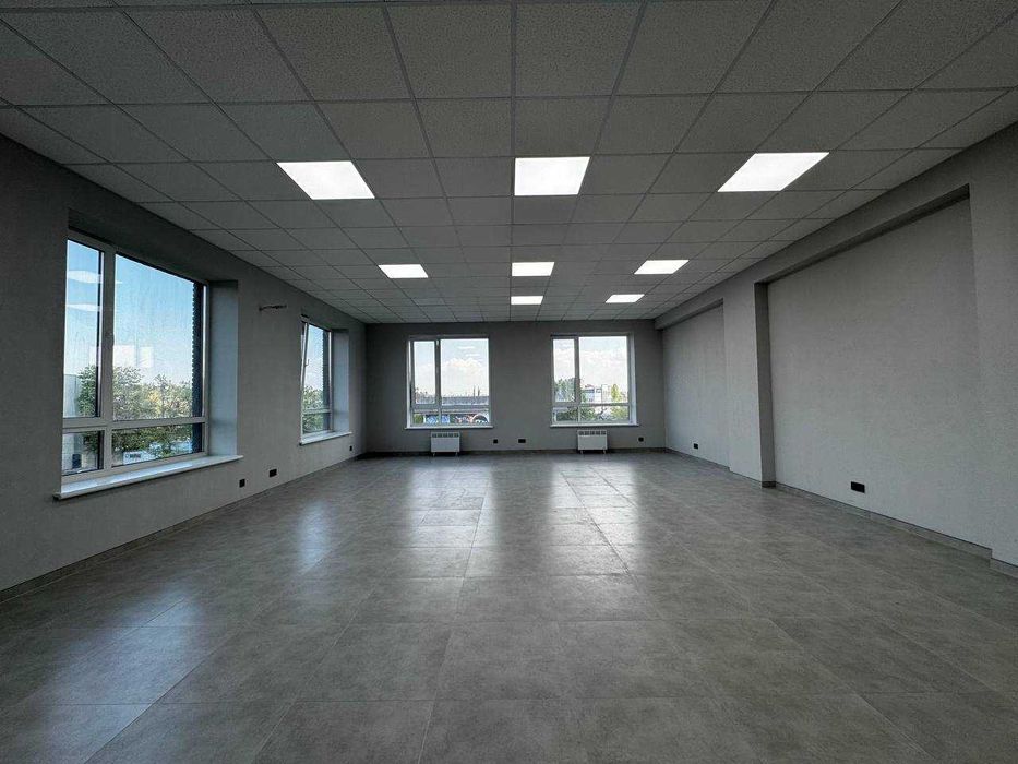 помещения с ремонтом! Улица Центральная 65, Вашу рекламу увидят ВСЕ!