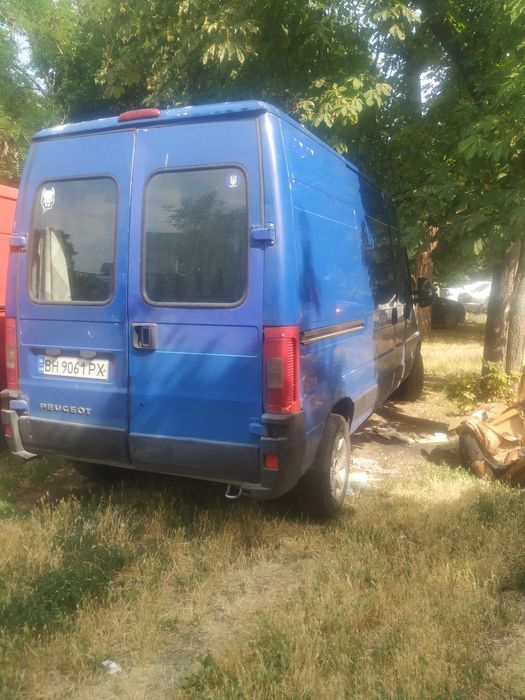 Пежо боксер 2005р 2.2 HDI