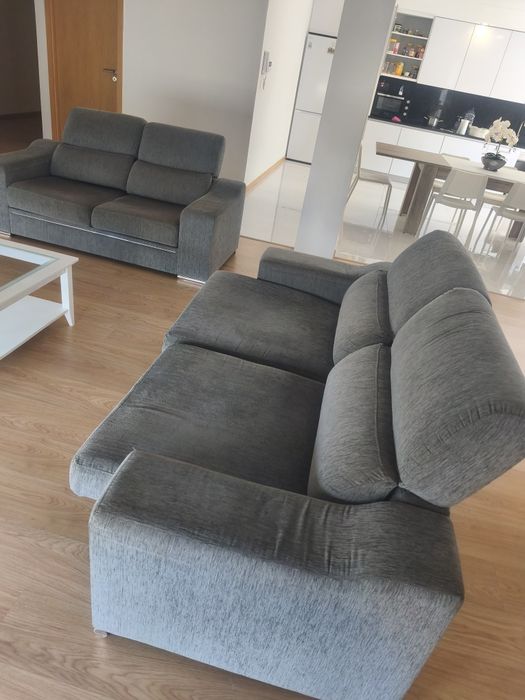 Sofá dous e três lugares