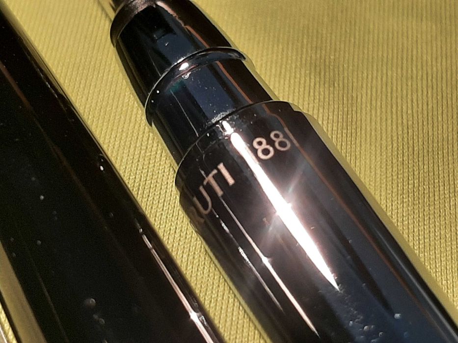 Caneta aparo Cerruti 1881