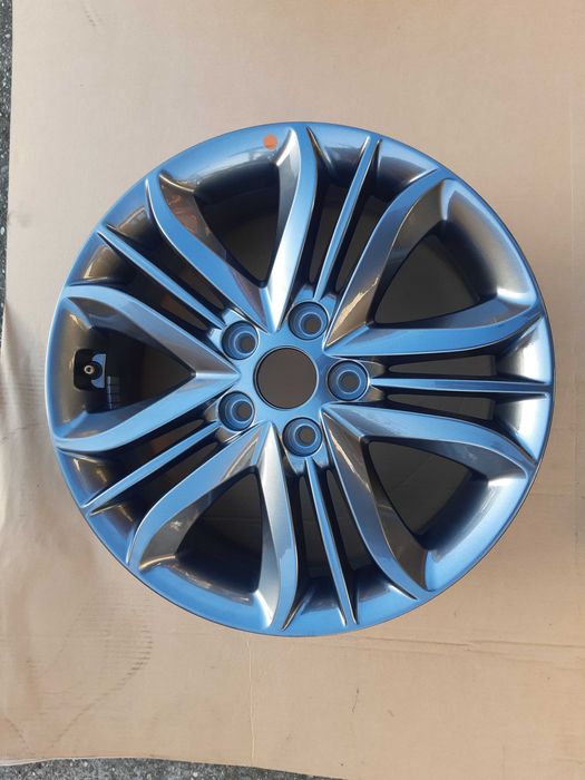 Oryginalne alufelgi Hyundai ix 35 2 szt.