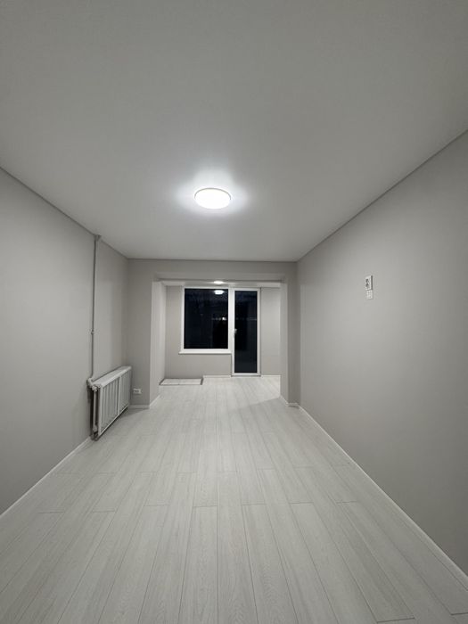 Чешка Комарова 3 кімнати