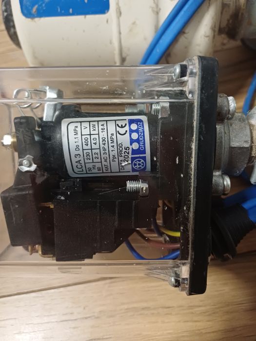Kompletny osprzęt hydroforowy / Sterowanie pompy głębinowej. Stan idealny!