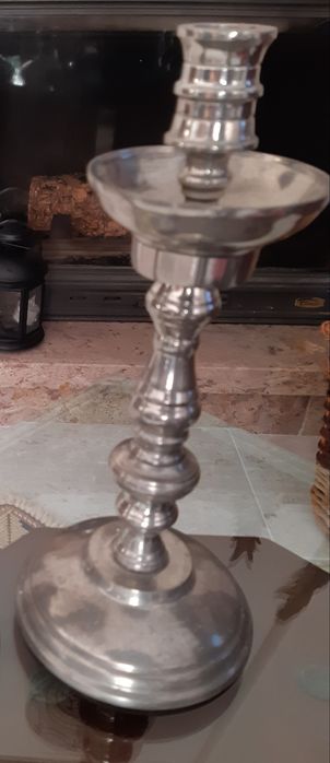 Castiçais em estanho