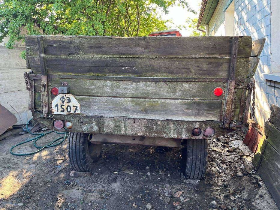 Трактор Т-25 з причепом та  усім, що необхідно для обробки городів