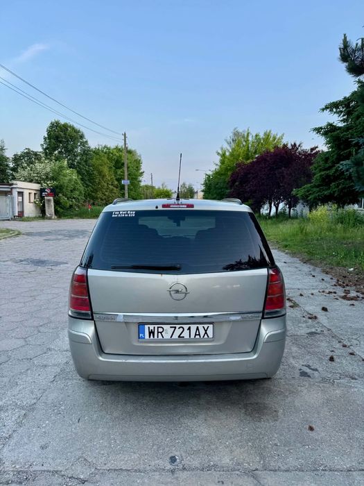 Opel zafira B 2007r.