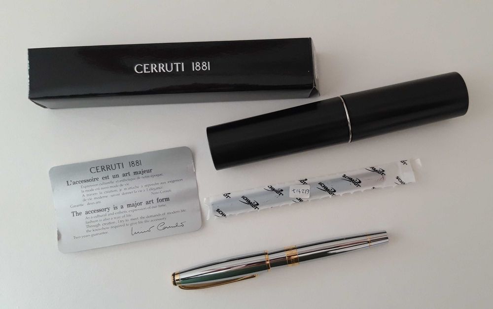 Caneta CERRUTI 1881 - Artigo NOVO.