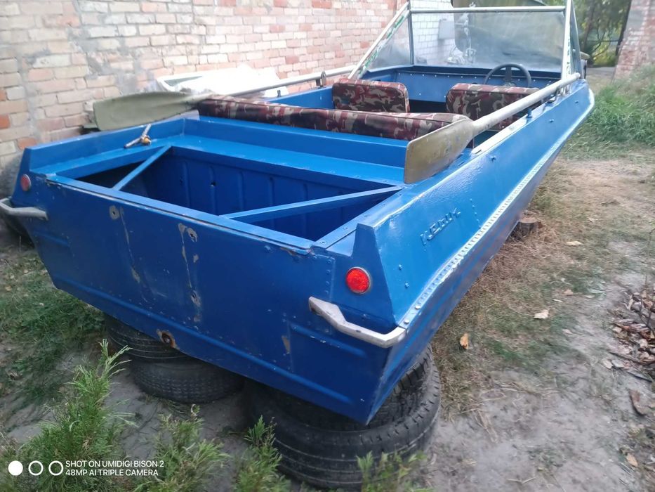 Човен моторний Крим