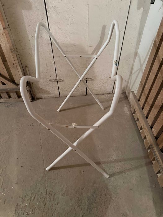 stojak (stelaż) pod wanienkę dziecięcą