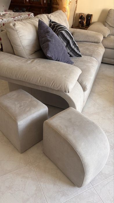 Sofa com 4 banquetas