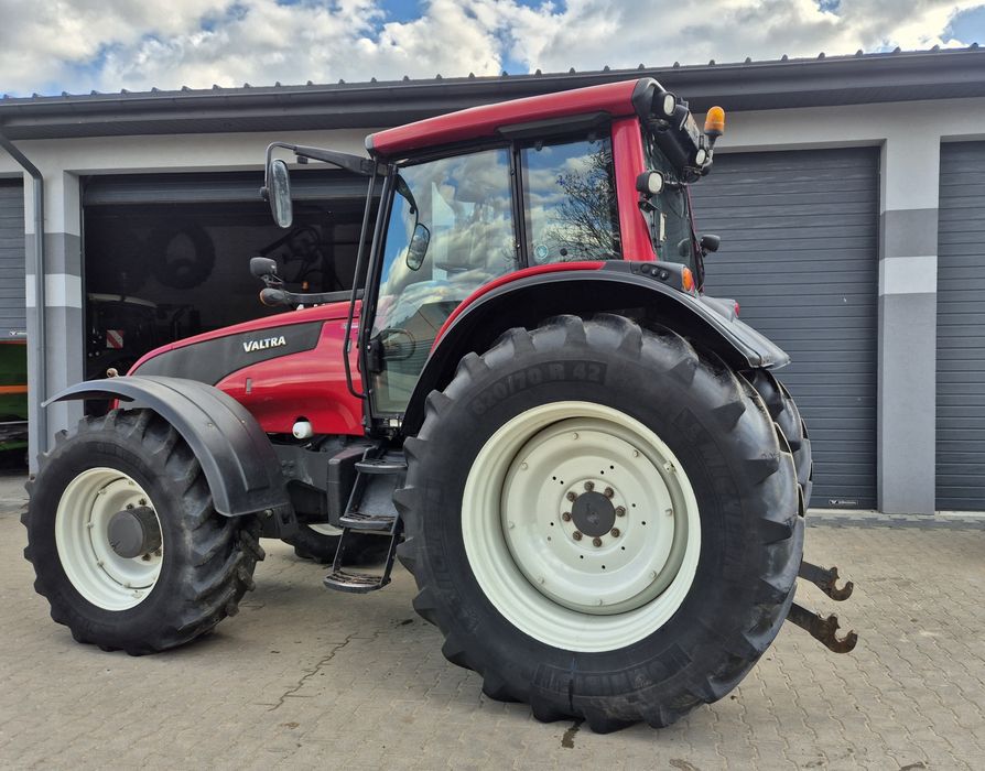 Valtra T171 HiTech GPS RTK 151 191