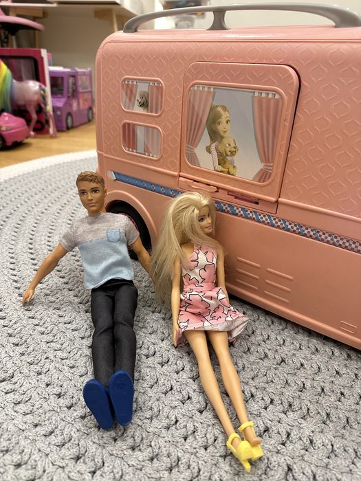Barbie bardzo duzy kamper FBR34 - lekko uszkodozny