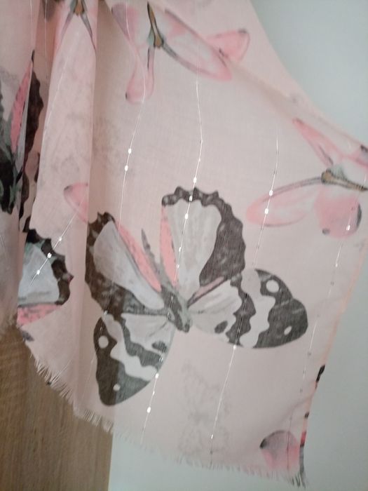 Szalik damski z cekinami