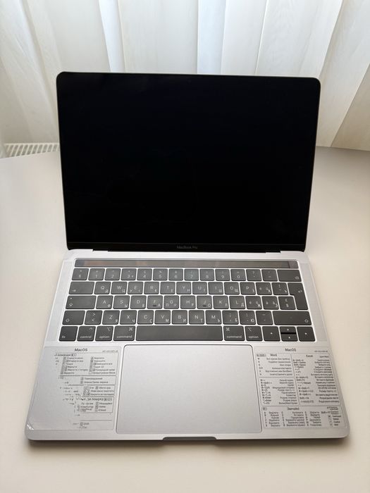 Macbook pro 13/Макбук про 13 (на запчастини)