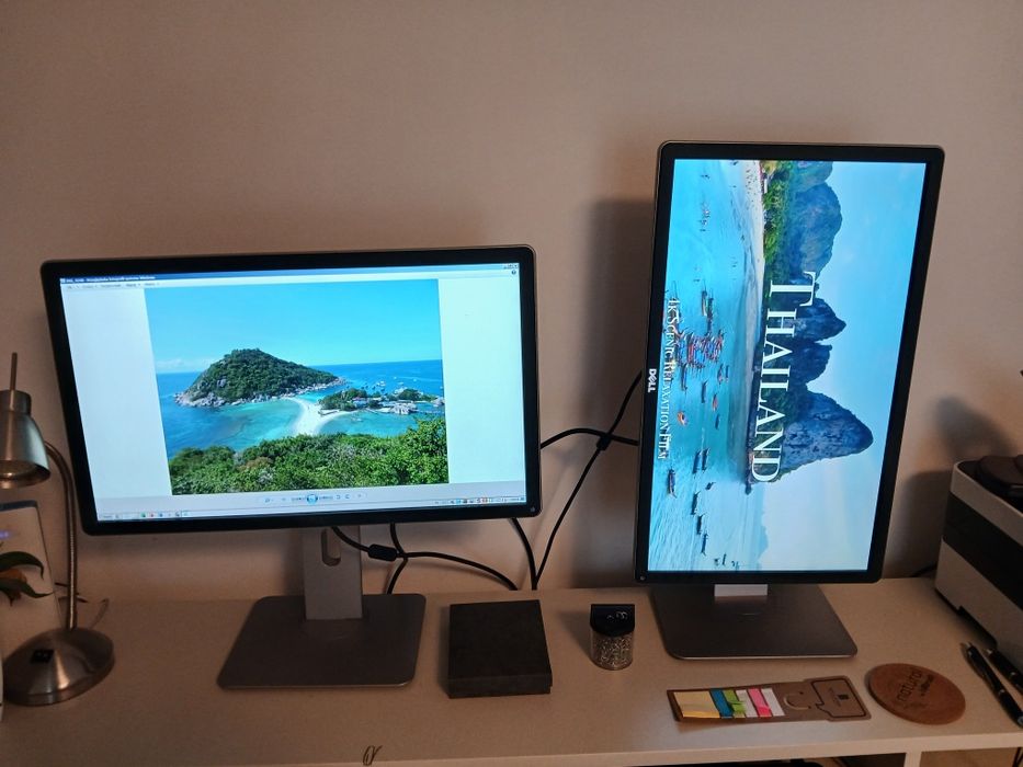 Zestaw dwóch monitorów Dell 22" + stacja dokująca i kable