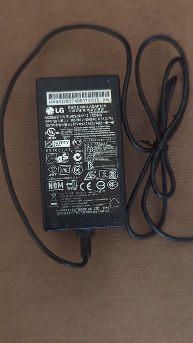 Адаптер LG продам