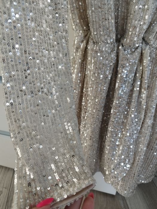 Sukienka Reserved xs cekiny