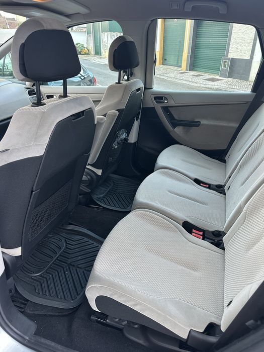 Vendo Citroen Picasso 1.6 D com caixa automatica, de 2007,