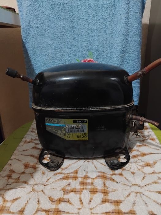 Электродвигатель к холодильнику