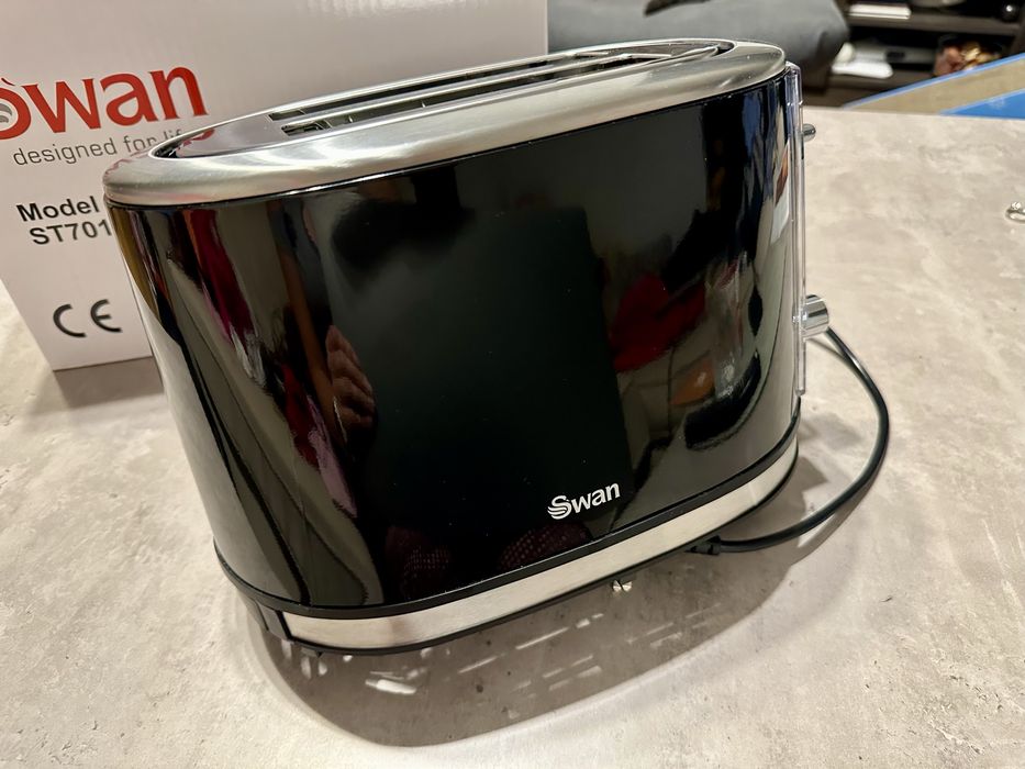 Toster Swan ST70120B