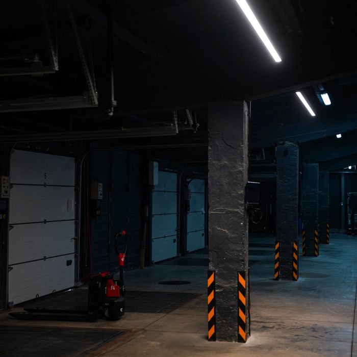 Здається в довгострокову оренду приміщення під магазин, на Подолі