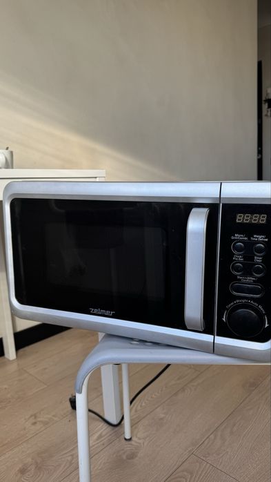 Мікрохвильова піч Zelmer