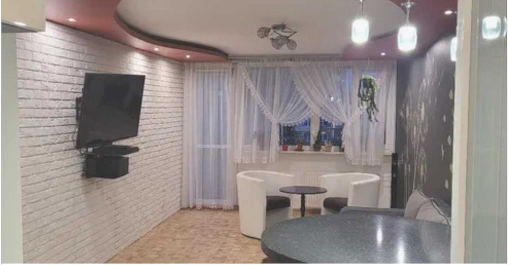 Pokój z balkonem w cichej okolicy