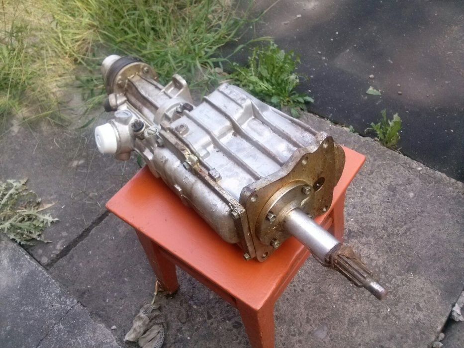 Коробка передач ГАЗ 2410 Нова.