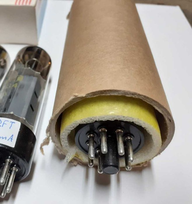 EL34 VALVO - MOCNA PARA z lat 70