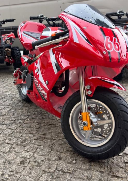 Motinhas para crianças gasolina. entrego
