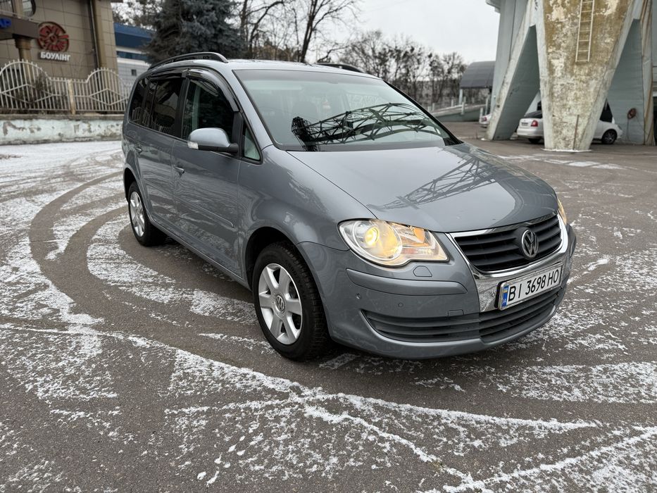 Продам Volkswagen Touran