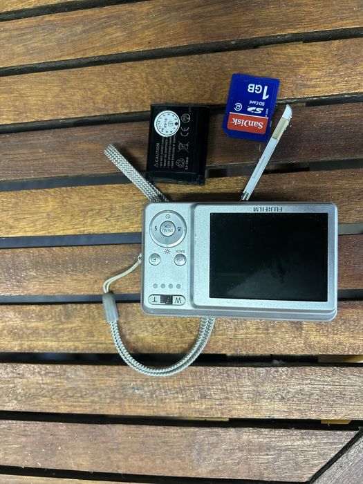 Fujifilm Finepix J10 aparat